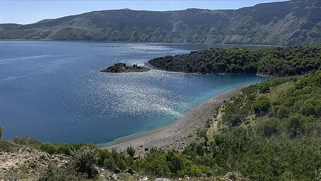 Bitlis'teki Nemrut Kalderası'nın Jeopark Ağına Katılması İçin 101 Kriterin Tamamlanması Gerekiyor