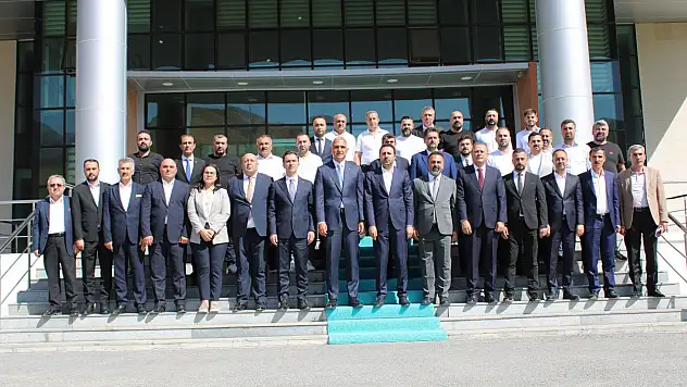 Bitlis turizminin geleceği: Bakan Ersoy ve üniversite işbirliği ile yeni adımlar atılıyor
