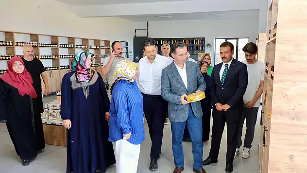 Bitlis Valisi Ahmet Karakaya'dan Ahlat'ta Kadın İstihdamına Destek