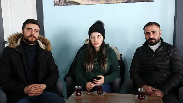 Bitlisli kayak eğitmenleri, yanan otelden 26 kişinin kurtarılmasına yardım etti