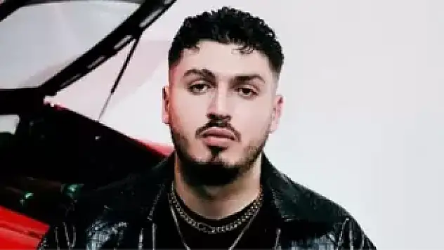 Blok3'ün babasının doğum gününde aldığı arabanın markası, fiyatı nedir? Blok3 babasının doğum gününde ne aldı?
