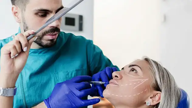 Boşanma sonrası kendini yeniden inşa etmenin yolu estetikten geçiyor