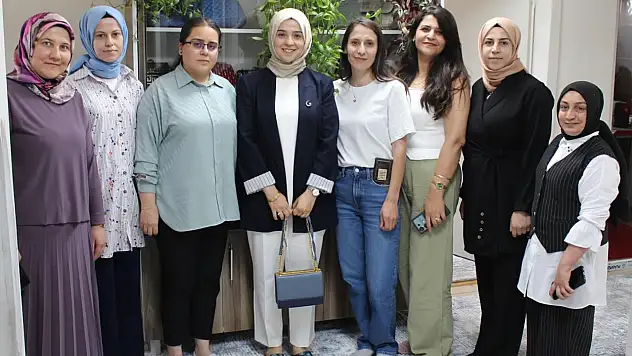 Çaldıran Aile Destek Merkezi Ziyareti Sosyal Destek Faaliyetlerine Göz Atıldı