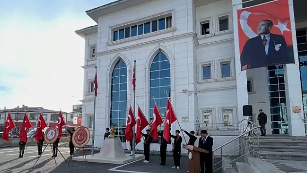 Çat'ta 10 Kasım Atatürk'ü Anma Töreni