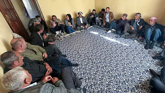 Çatak'ta Sırmalı Mahallesi'nde Halk Buluşması Gerçekleşti