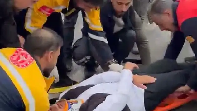 Cezaevi Kavşağı'nda iki araç çarpıştı: 5 kişi yaralandı
