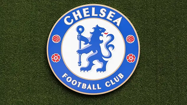 Chelsea'nin eski sahibi Roman Abramoviç döneminde menajerlik kurallarını ihlal ettiği iddia ediliyor