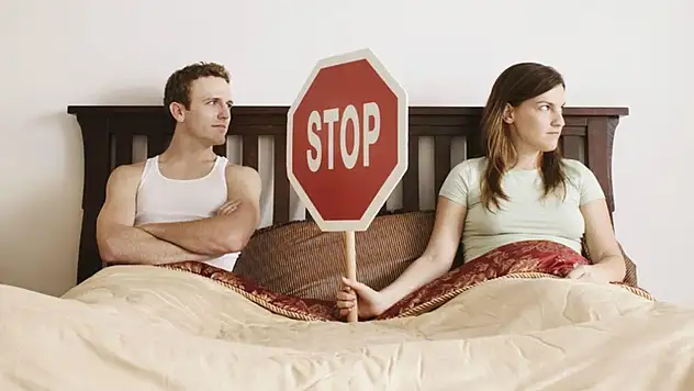 Cinsel İsteksizlik (Libido Kaybı) Neden Olur? Kadın ve Erkeklerde En Yaygın Sebepler