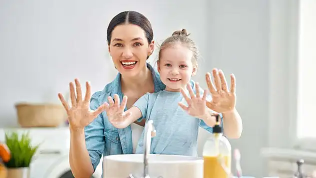 Çocuk gelişiminde denge: ekran mı, oyun mu?