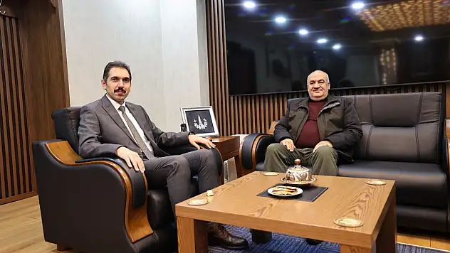 CTE Hüseyin Turgut Eğitim Merkezi Başkanı Aziziye Belediyesi'nde Konuk Edildi