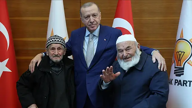 Cumhurbaşkanı Erdoğan'dan Düzceli vatandaşlarla samimi buluşma