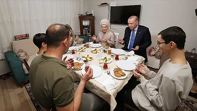 Cumhurbaşkanı Erdoğan'dan Kayacık ailesine Ramazan ziyareti