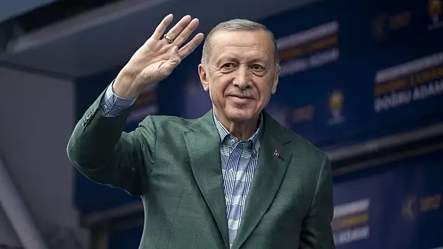 Cumhurbaşkanı Erdoğan, Özgür Özel'e 1 milyon liralık tazminat davası açtı!