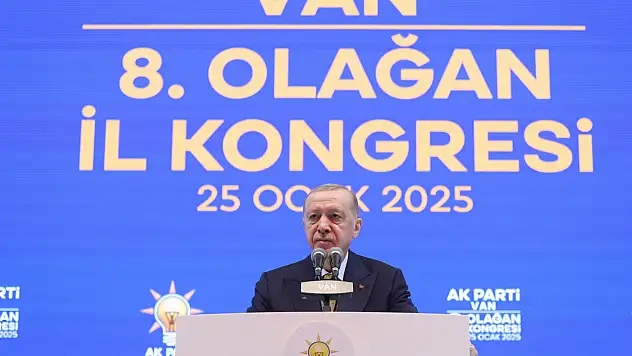 Cumhurbaşkanı Erdoğan Van'da konuştu: Terörsüz Türkiye hedefimizi gerçekleştireceğiz