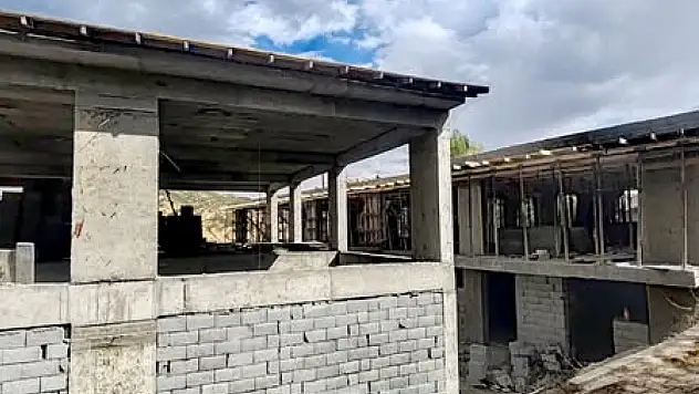Dereyolu Köyü'nde Cami ve Müştemilat İnşaatları Hızla Devam Ediyor