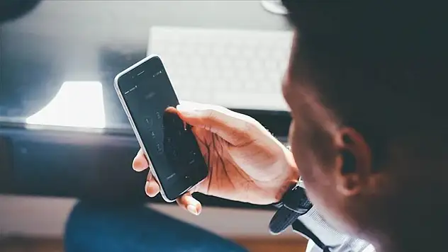 Dijital dünya beyni nasıl bağımlı hale getiriyor?