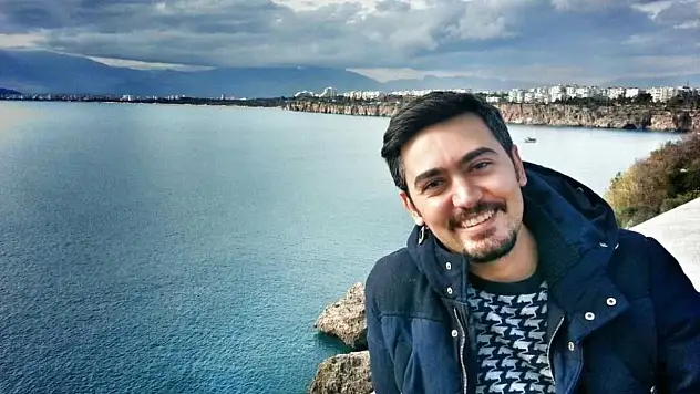 Diş Eti Hastalıkları ve Cerrahisi Uzmanı Alkan Bulduklu Kimdir, Neden Öldü?