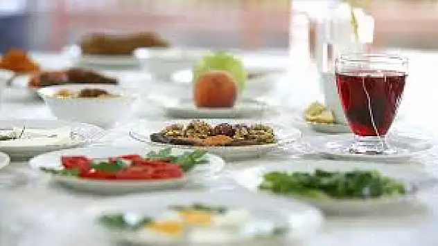 Diyabet ve hipertansiyon hastaları ramazanda oruç tutarken nelere dikkat etmeli?