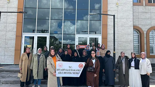 Diyadin'de anneler hem sinema izledi hem keyifli vakit geçirdi