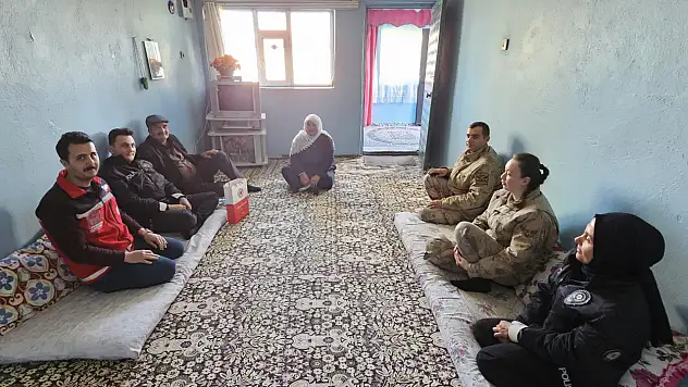 Diyadin'de bayramda gönül köprüleri kuruldu