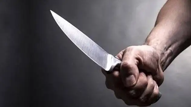 Diyadin'de bıçaklı kavga ağır bitti: 2 kişi hastanelere sevk edildi