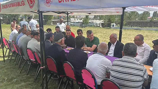 Diyadin'de 'Cuma Buluşmaları' başladı, Kaymakam Korkusuz vatandaşları dinledi