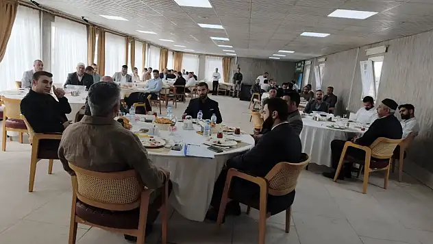 Diyadin'de din görevlileri bir araya geldi