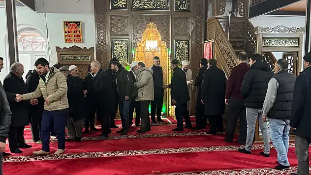Diyadin'de Kaymakam Korkusuz vatandaşlarla bayramlaştı