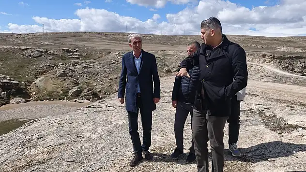 Diyadin'de köylerde afet incelemesi yapıldı