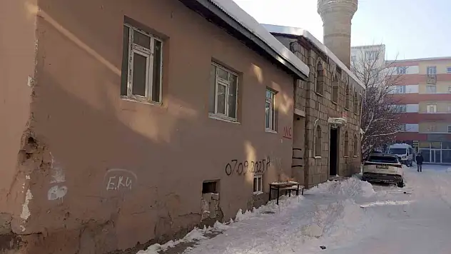 Diyadin'de Merkez Camii abdesthanesi neden kaderine terk edildi?