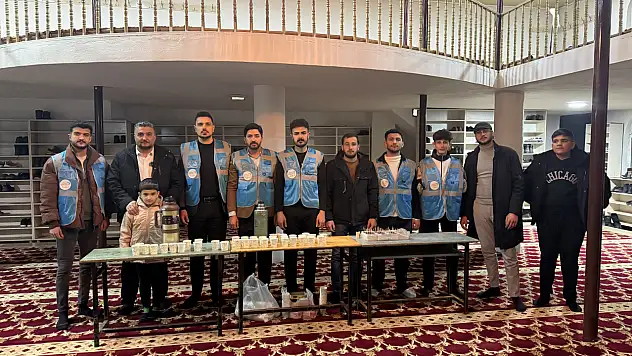 Diyadin'de Ramazan akşamı: AK Parti gençliği gençlerle buluştu