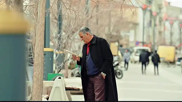 Diyadin okuma alışkanlığını sokağa taşıdı