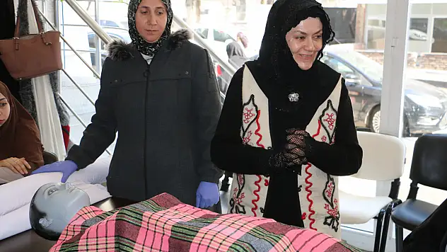 Diyarbakır'da kadın derneğinden gassal adaylarına eğitim
