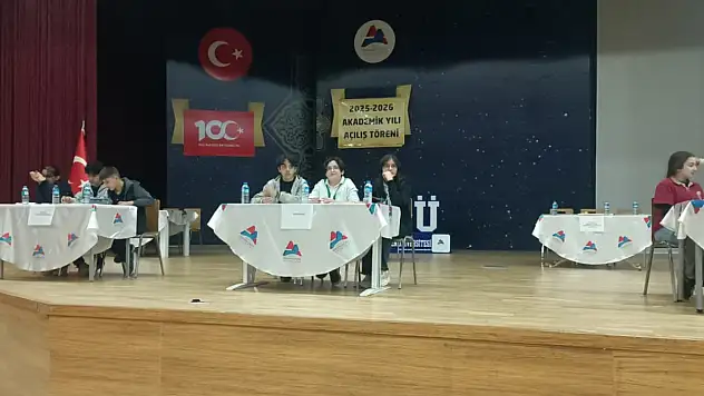 Doğa Koleji öğrencileri Matematik Yarışmasında Ağrı birincisi oldu