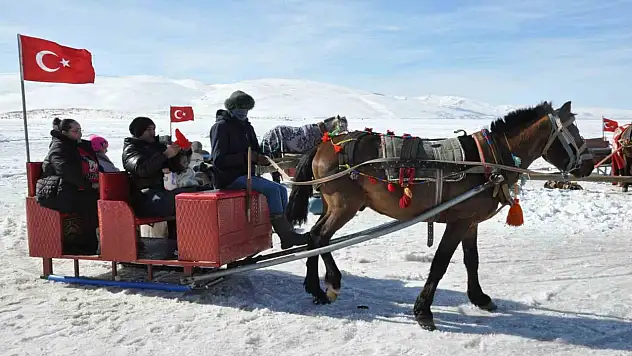 Doğu'nun buz tutan mavisinde adrenalin dolu anlar