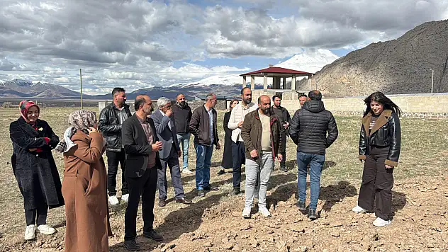 Doğubayazıt Belediyesi 12 dönümlük arazide patates ekimi yapacak