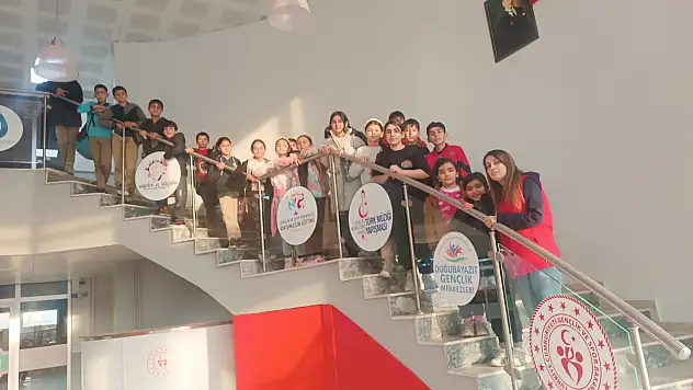 Doğubayazıt Gençlik Merkezi'nde öğrencilerle buluşma gerçekleştirildi