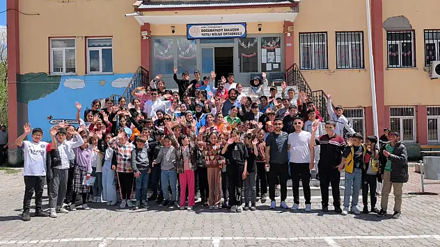 Doğubayazıt Gençlik Merkezi, Sulucem Köyü öğrencileriyle etkinlikte buluştu