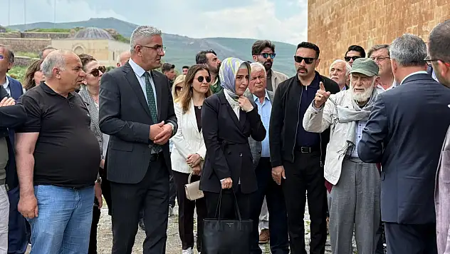 Doğubayazıt, iki önemli düşünce insanını ağırladı