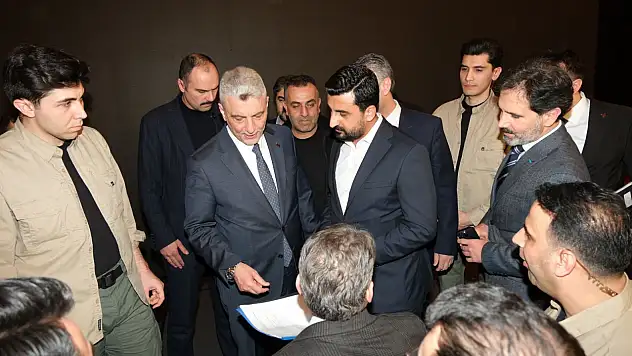 Doğubayazıt'ın ticaret sorunları Bakan Bolat'a iletildi