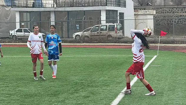 Doğubayazıt Kadın FK lige hazır