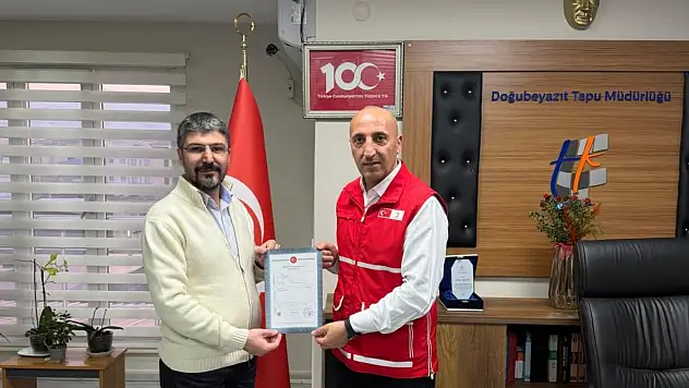 Doğubayazıt Kızılay'ına anlamlı gayrimenkul bağışı yapıldı