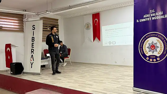 Doğubayazıt'ta 700 öğrenciye siber güvenlik eğitimi verildi