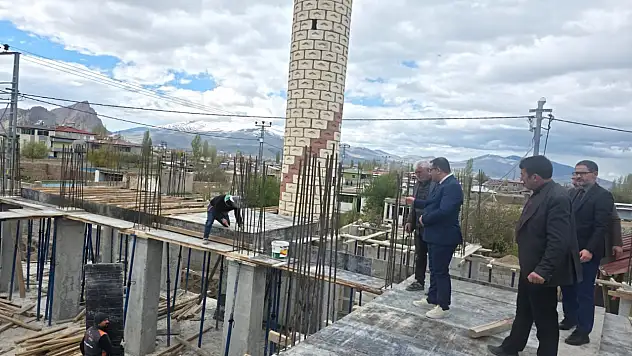 Doğubayazıt'ta Abdipaşa Camii yükseliyor