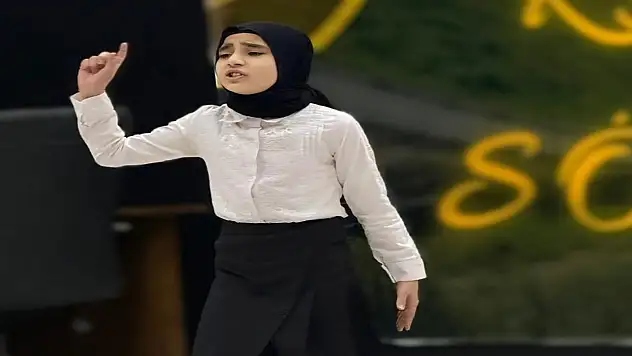 Ağrı'da hitabet yarışmasının ilçe birincisi belli oldu
