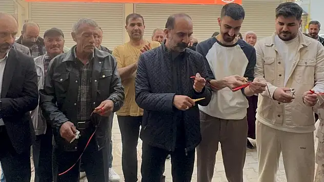 Doğubayazıt'ta ilk kitap evi hizmete açıldı