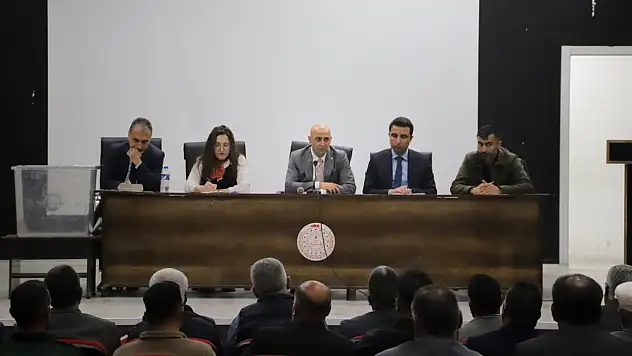 Doğubayazıt'ta Köylere Hizmet Götürme Birliği toplantısı gerçekleştirildi