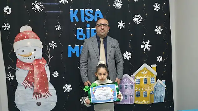 Doğubayazıt'ta Kur'an kursu öğrencileri karne sevinci yaşadı