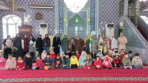 Doğubayazıt'ta Ramazan'ın manevi iklimi ADEM-2 etkinlikleriyle yaşatılıyor