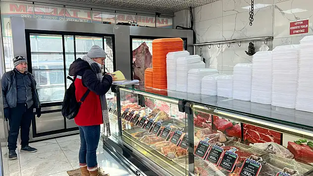 Doğubayazıt'ta sağlıklı gıda için işletmeler tek tek kontrol ediliyor